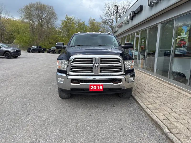 2016 RAM 2500 SLT, 262 692 km, dovoz Kanada — foto 2 z 12