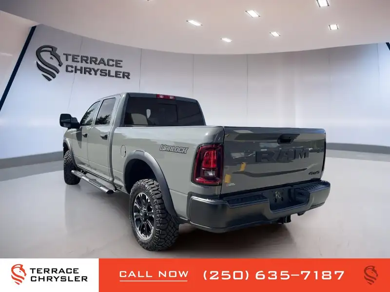 2026 RAM 2500 Warlock, šedá, 25 km, dovoz Kanada — foto 3 z 12