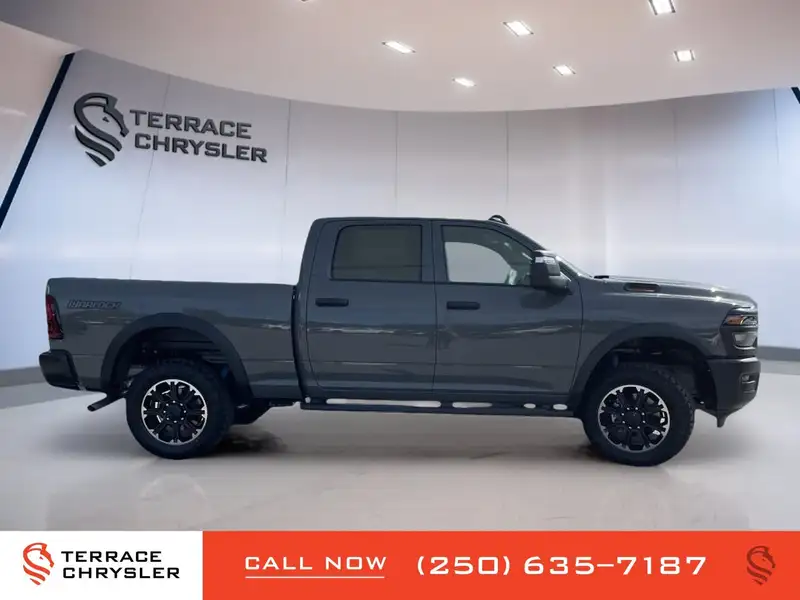 2026 RAM 2500 Warlock, šedá, 25 km, dovoz Kanada — foto 6 z 12