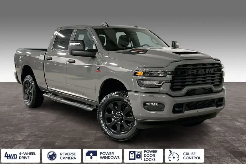 2026 RAM 2500 Black Express, šedá, 0 km, dovoz Kanada — foto 3 z 12
