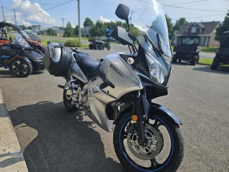 2004 Suzuki Unspecified, šedá, dovoz Kanada — foto 3 z 12