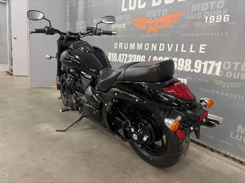 2017 Suzuki Boulevard, 2 443 km, dovoz Kanada — foto 9 z 12