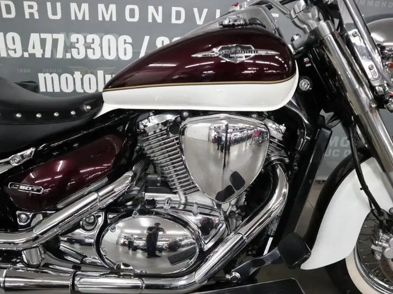 2014 Suzuki Boulevard C50, 53 678 km, dovoz Kanada — foto 5 z 12