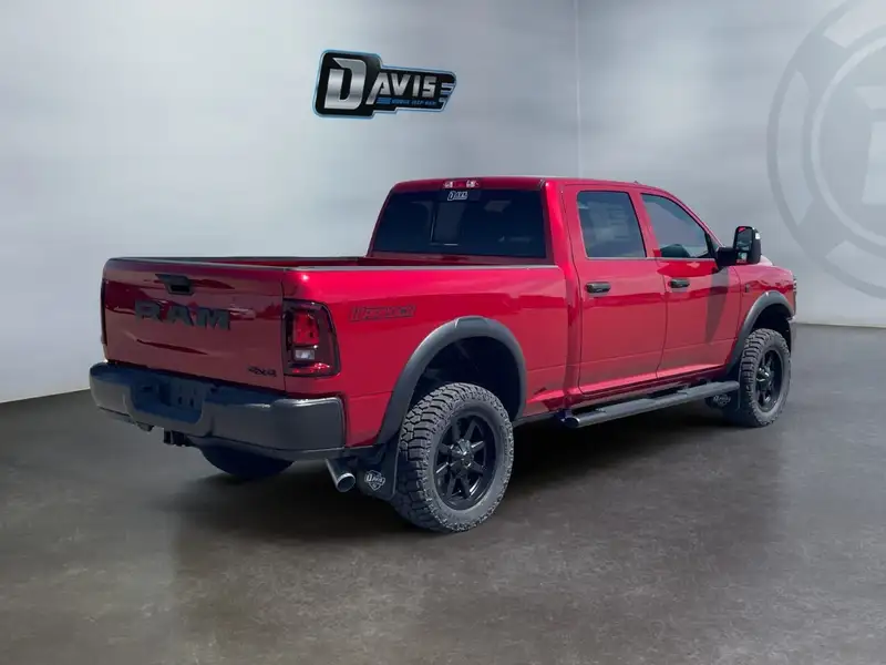 2026 RAM 2500 Warlock, červená, 53 km, dovoz Kanada — foto 5 z 12