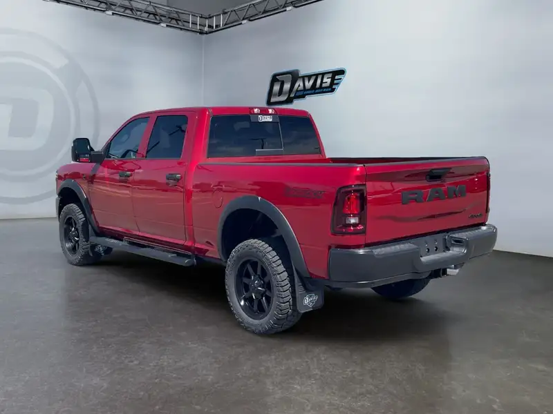 2026 RAM 2500 Warlock, červená, 53 km, dovoz Kanada — foto 7 z 12