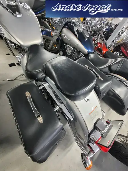 2004 Suzuki Boulevard, 31 900 km, dovoz Kanada — foto 2 z 3