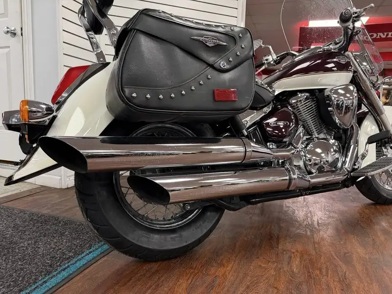 2014 Suzuki Unspecified, 21 000 km, dovoz Kanada — foto 5 z 10