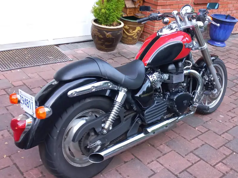 2003 Triumph Speedmaster, 36 000 km, dovoz Kanada — foto 4 z 5