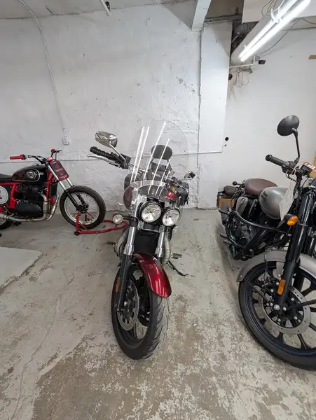 2018 Triumph Thunderbird, červená, 57 850 km, dovoz Kanada — foto 2 z 5