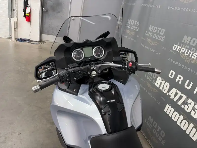 2013 Triumph Trophy, 46 817 km, dovoz Kanada — foto 11 z 12