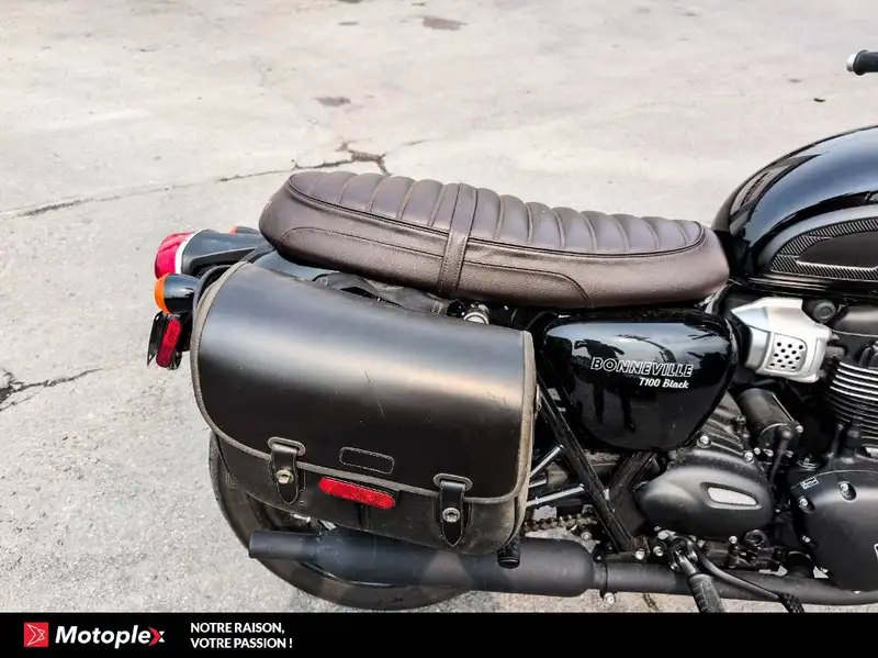 2018 Triumph Unspecified, 9 145 km, dovoz Kanada — foto 4 z 6