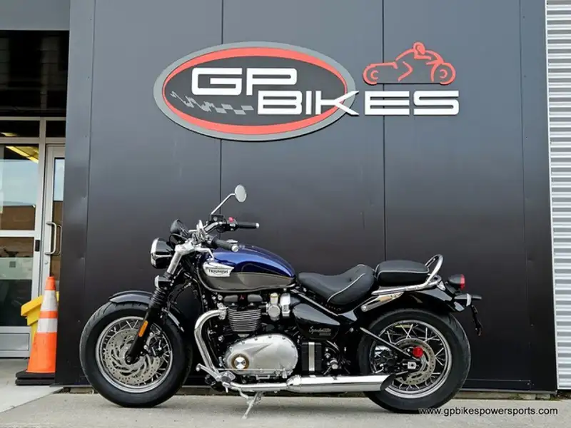 2025 Triumph Speedmaster, modrá, 0 km, dovoz Kanada — foto 5 z 12