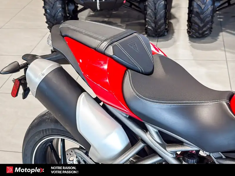 2017 Triumph Unspecified, 14 787 km, dovoz Kanada — foto 4 z 6