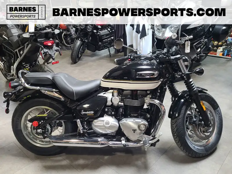 2026 Triumph Speedmaster, černá, 12 km, dovoz Kanada — foto 1