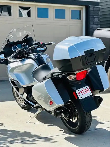 2015 Triumph Trophy, stříbrná, 86 000 km, dovoz Kanada — foto 5 z 12