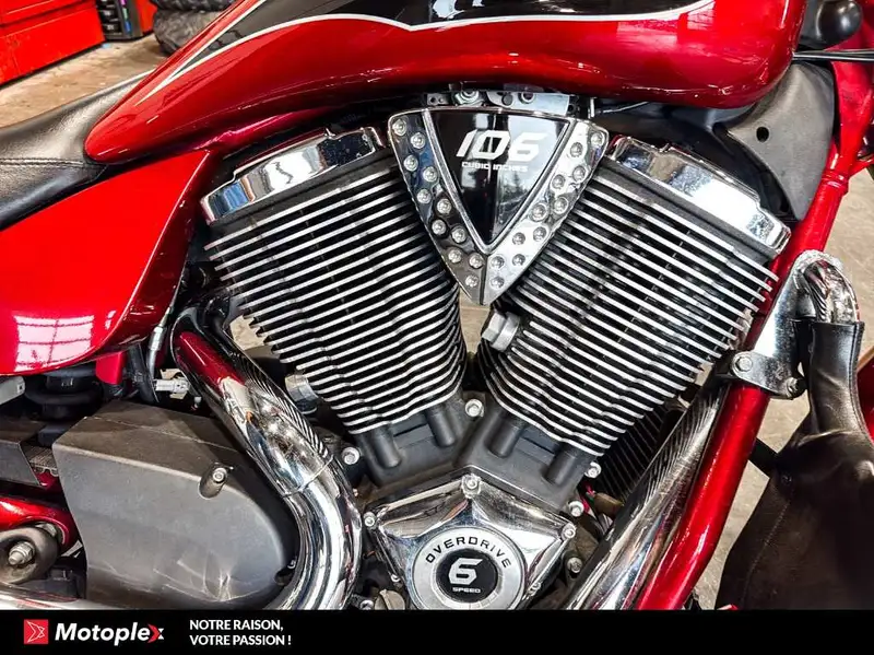 2014 Victory Jackpot, 23 259 km, dovoz Kanada — foto 5 z 6