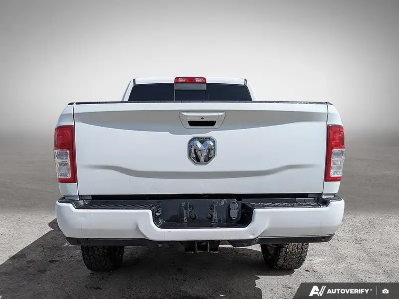 2019 RAM 2500, bílá, 184 843 km, dovoz Kanada — foto 5 z 12