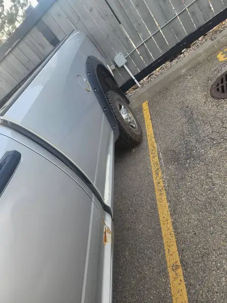 2012 RAM 2500 ST, stříbrná, 164 050 km, dovoz Kanada — foto 4 z 4