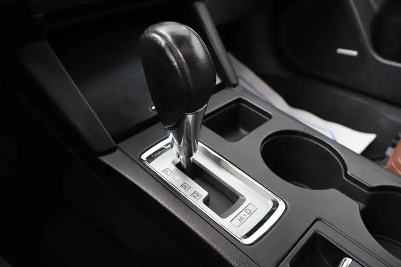 2017 Subaru Outback Premier Tech Pkg, bílá, 138 569 km, dovoz Kanada — foto 4 z 12