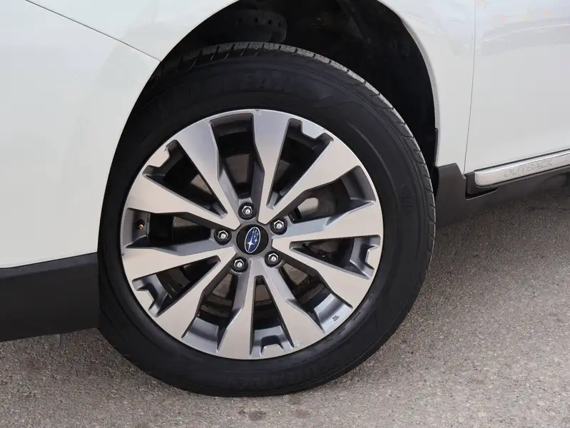 2017 Subaru Outback Premier Tech Pkg, bílá, 138 569 km, dovoz Kanada — foto 5 z 12