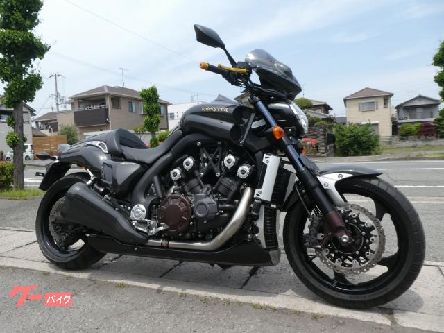 2016 ヤマハ VMAX, 6 854 km, dovoz Japonsko — foto 1 2016 ヤマハ VMAX, 6 854 km, dovoz Japonsko — foto 1