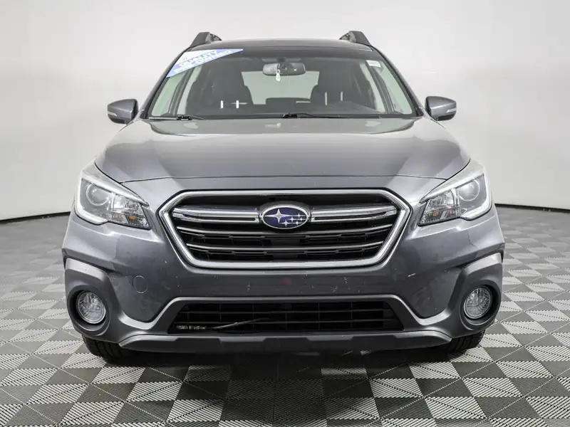 2018 Subaru Outback, šedá, 98 159 km, dovoz Kanada — foto 2 z 12