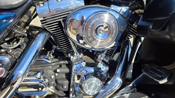 2003 Harley-Davidson, dovoz USA — foto 5 z 12