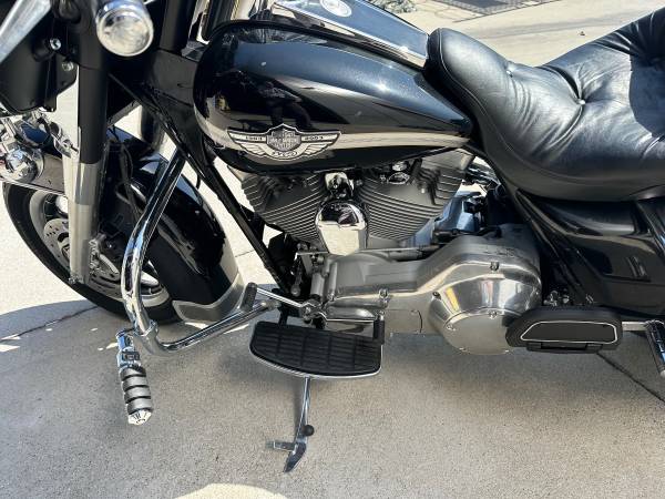 2003 Harley-Davidson, dovoz USA — foto 7 z 11