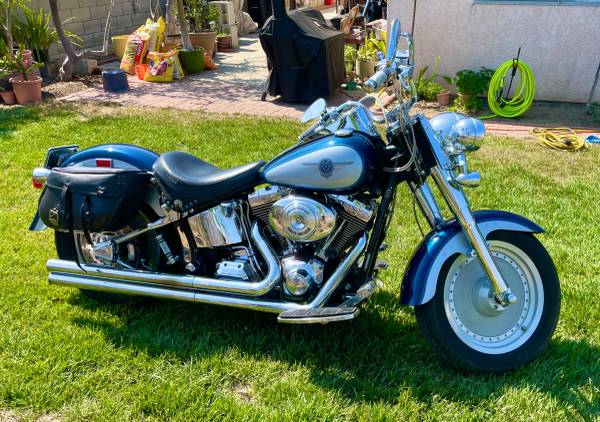 2000 Harley-Davidson, dovoz USA — foto 2 z 6