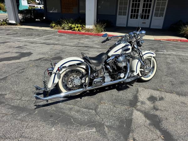 1997 Harley-Davidson, dovoz USA — foto 3 z 12