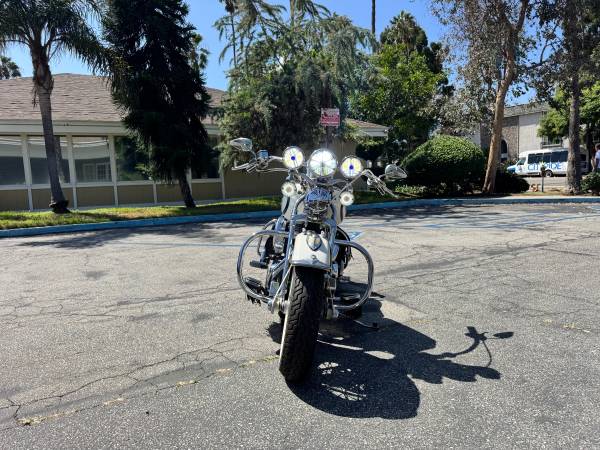 1997 Harley-Davidson, dovoz USA — foto 9 z 12
