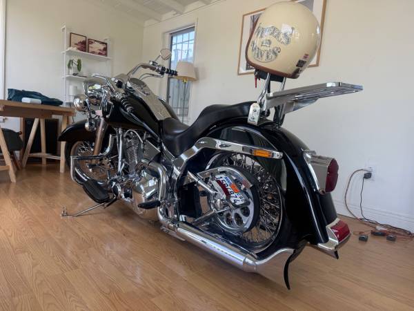 2004 Harley-Davidson, dovoz USA — foto 2 z 12