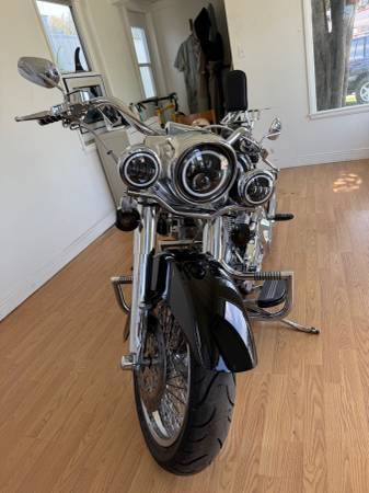 2004 Harley-Davidson, dovoz USA — foto 7 z 12