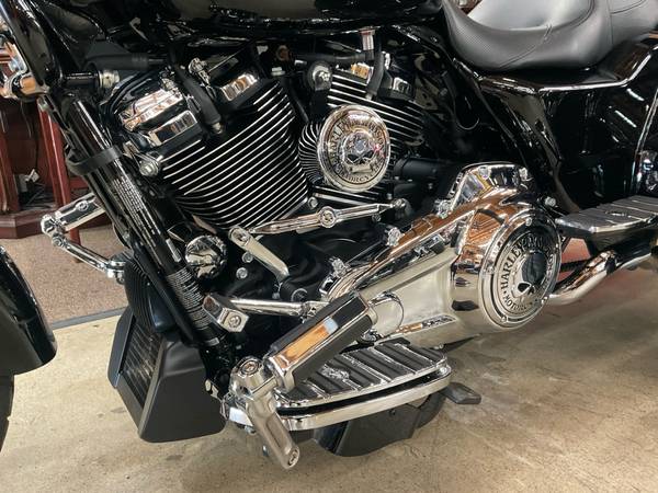 2023 Harley-Davidson, dovoz USA — foto 5 z 12