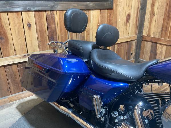 2016 Harley-Davidson, dovoz USA — foto 12 z 12