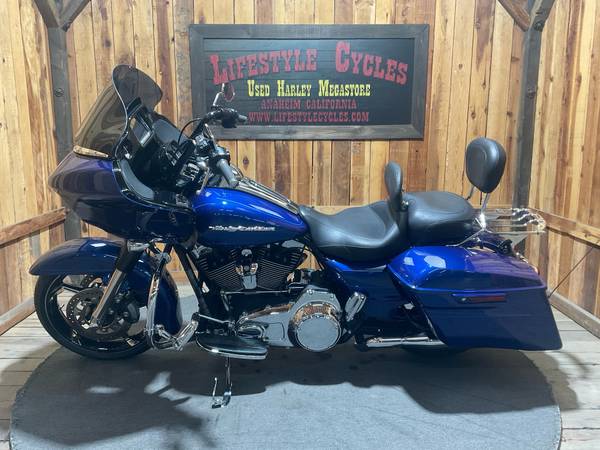 2016 Harley-Davidson, dovoz USA — foto 5 z 12