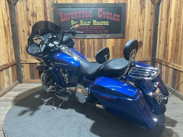 2016 Harley-Davidson, dovoz USA — foto 6 z 12