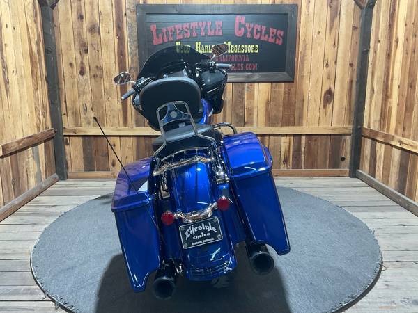 2016 Harley-Davidson, dovoz USA — foto 7 z 12