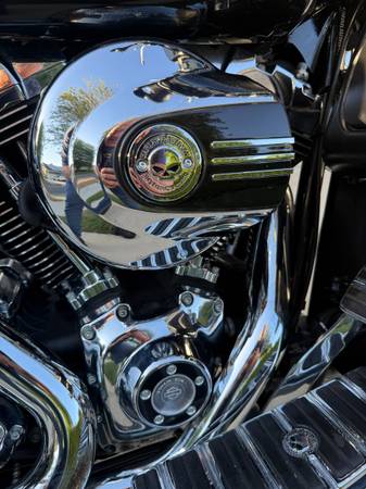 2016 Harley-Davidson, dovoz USA — foto 9 z 12