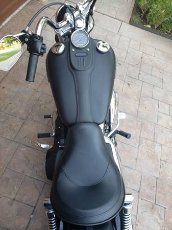 2012 Harley-Davidson, černá, dovoz USA — foto 2 z 7