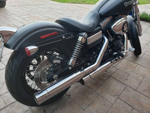 2012 Harley-Davidson, černá, dovoz USA — foto 6 z 7