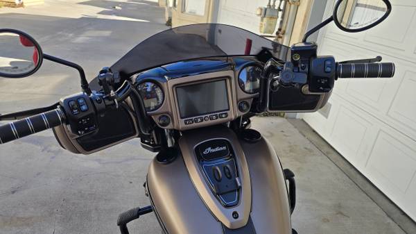 2019 Indian, dovoz USA — foto 6 z 12