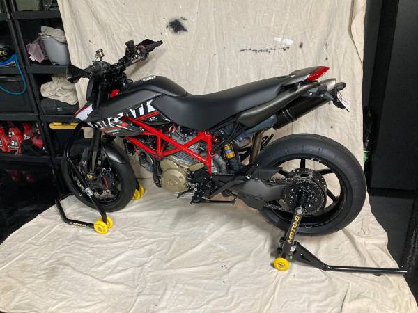 2008 Ducati, dovoz USA — foto 3 z 12