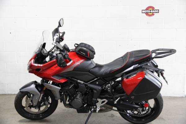 2023 Triumph, dovoz USA — foto 2 z 12