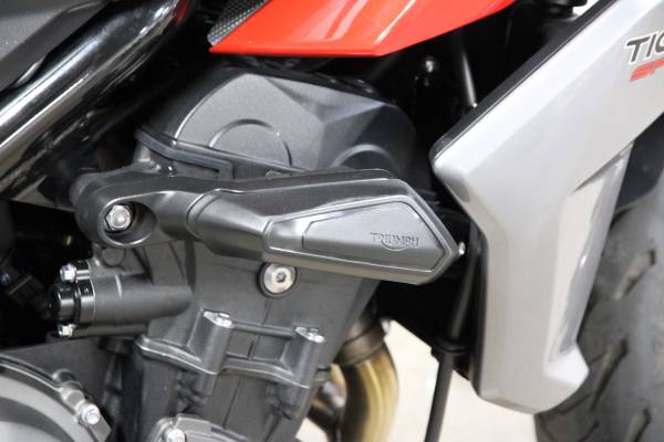 2023 Triumph, dovoz USA — foto 9 z 12