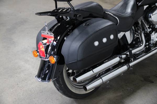 2015 Harley-Davidson, dovoz USA — foto 5 z 12