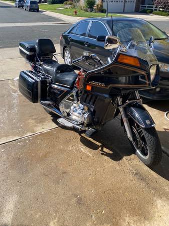 Goldwing, dovoz USA — foto 2 z 9