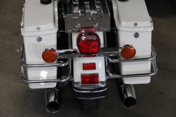 2002 Harley-Davidson, dovoz USA — foto 6 z 12