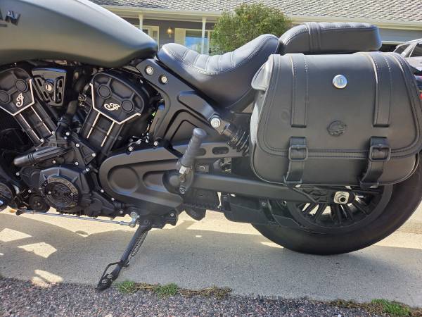2023 Indian, dovoz USA — foto 3 z 9