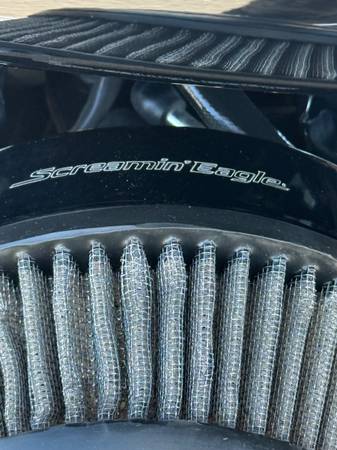 2022 Harley-Davidson, dovoz USA — foto 7 z 12